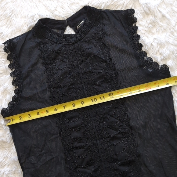 🔴LOWEST! Apt.9 Sheer Black Embroidered Layering Top - Picture 10 of 11